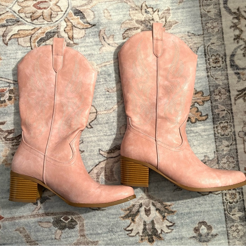 Pink Cowboy Boots Size 8